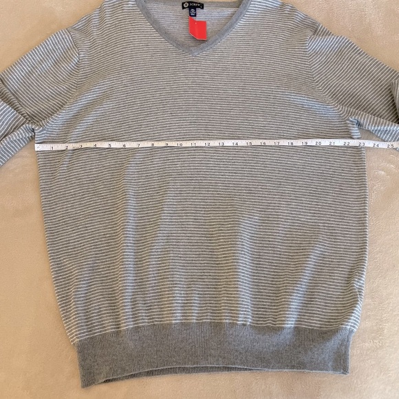 J. Crew Soft Striped V-Neck Sweater - Size L - Picture 10 of 14